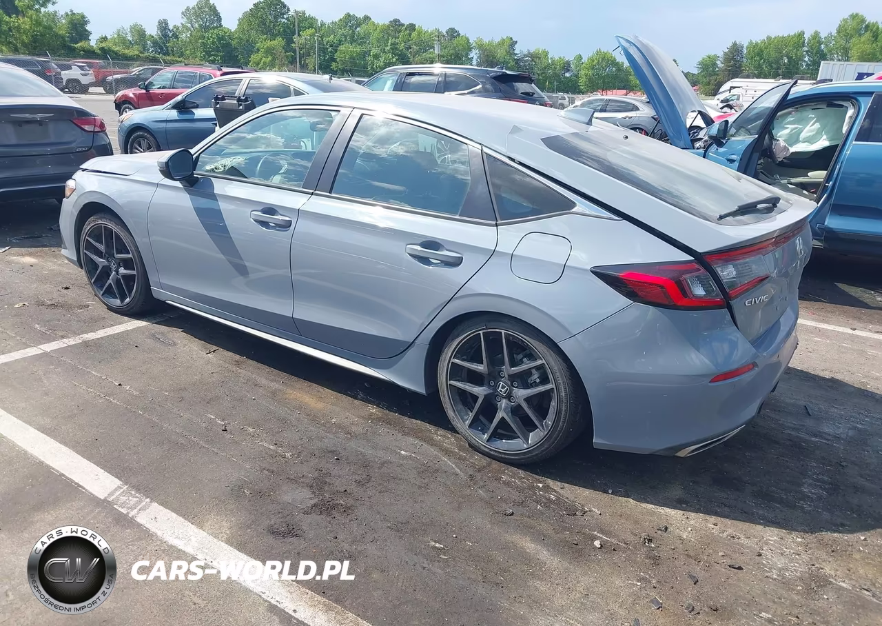 2024 Honda Civic Sport Touring VIN:19XFL1G88RE016227 - 3