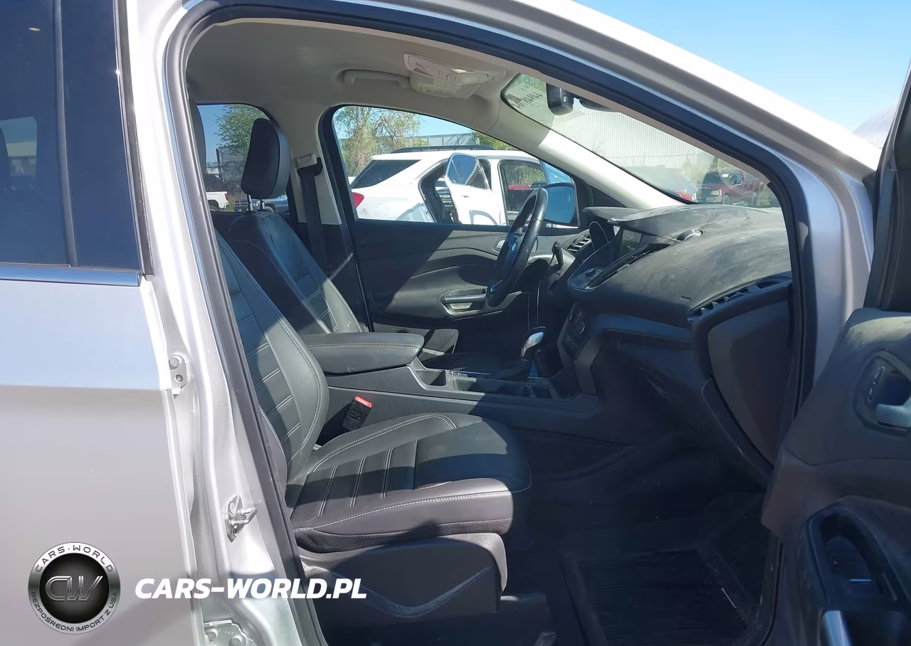 2019 Ford Escape Sel VIN:1FMCU9HD7KUA13882 - 5