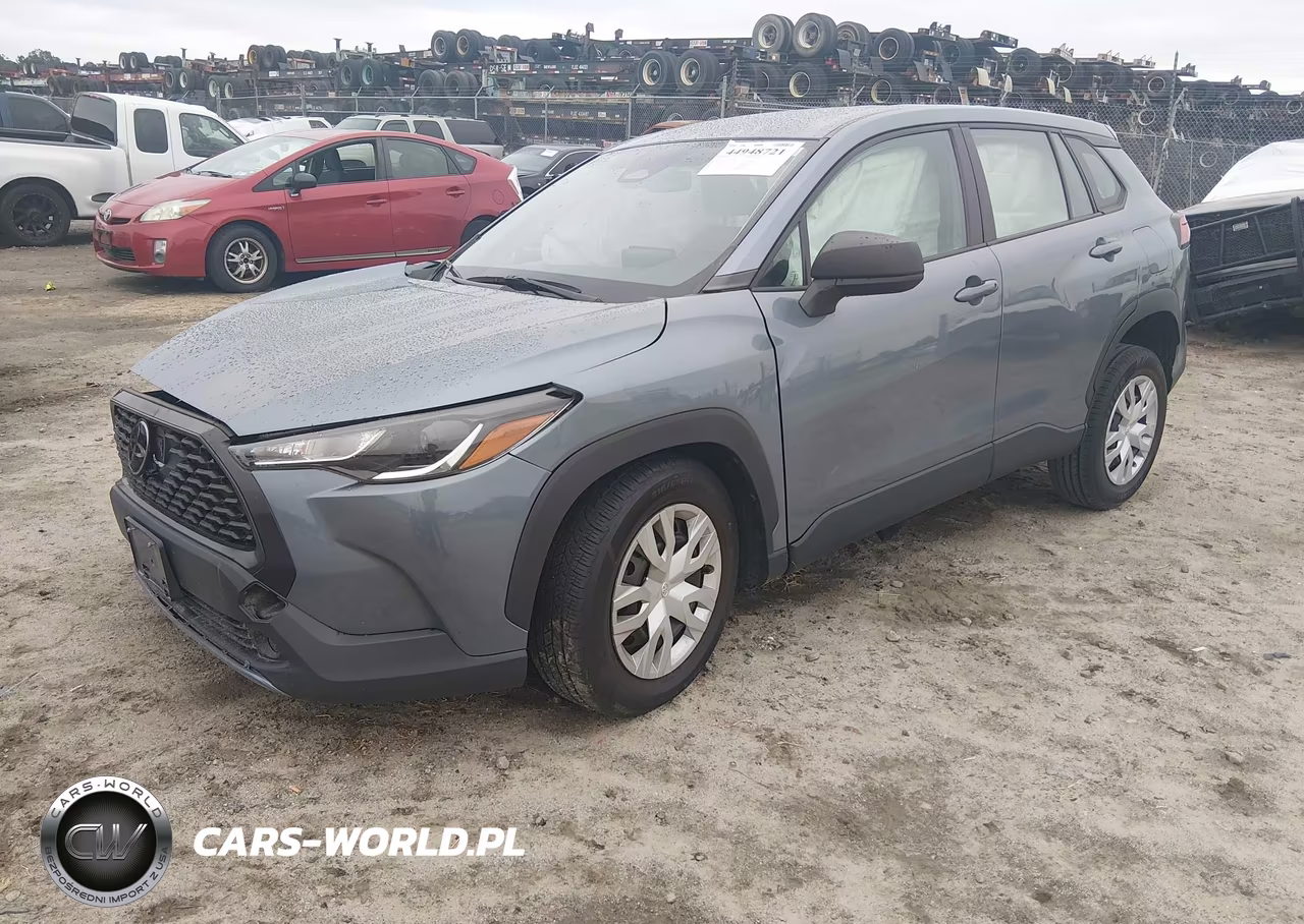 2023 Toyota Corolla Cross L VIN:7MUAAAAG6PV050451 - 2