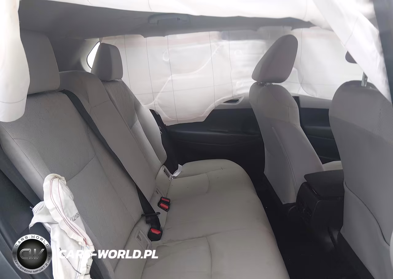 2023 Toyota Corolla Cross L VIN:7MUAAAAG6PV050451 - 8