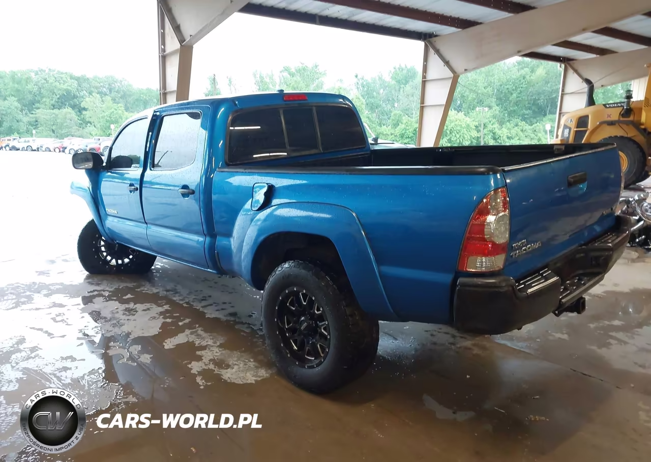 2010 Toyota Tacoma V6 VIN:5TEMU4FN4AZ672810 - 3