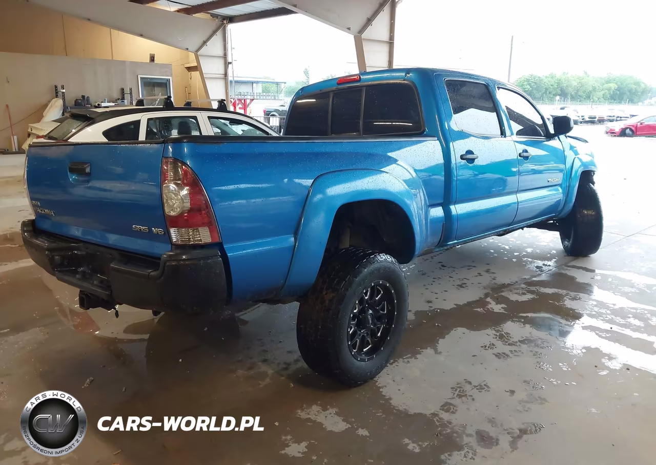 2010 Toyota Tacoma V6 VIN:5TEMU4FN4AZ672810 - 4