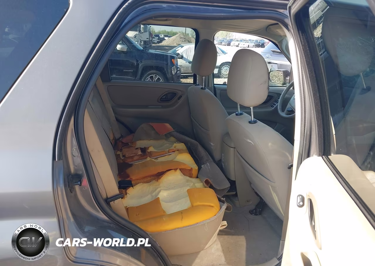 2005 Ford Escape Xlt VIN:1FMYU03195DA03082 - 8