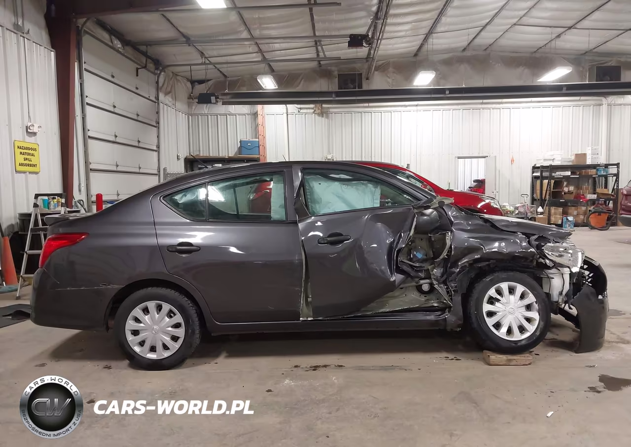 2015 Nissan Versa 1.6 S+ VIN:3N1CN7AP3FL823541 - 13