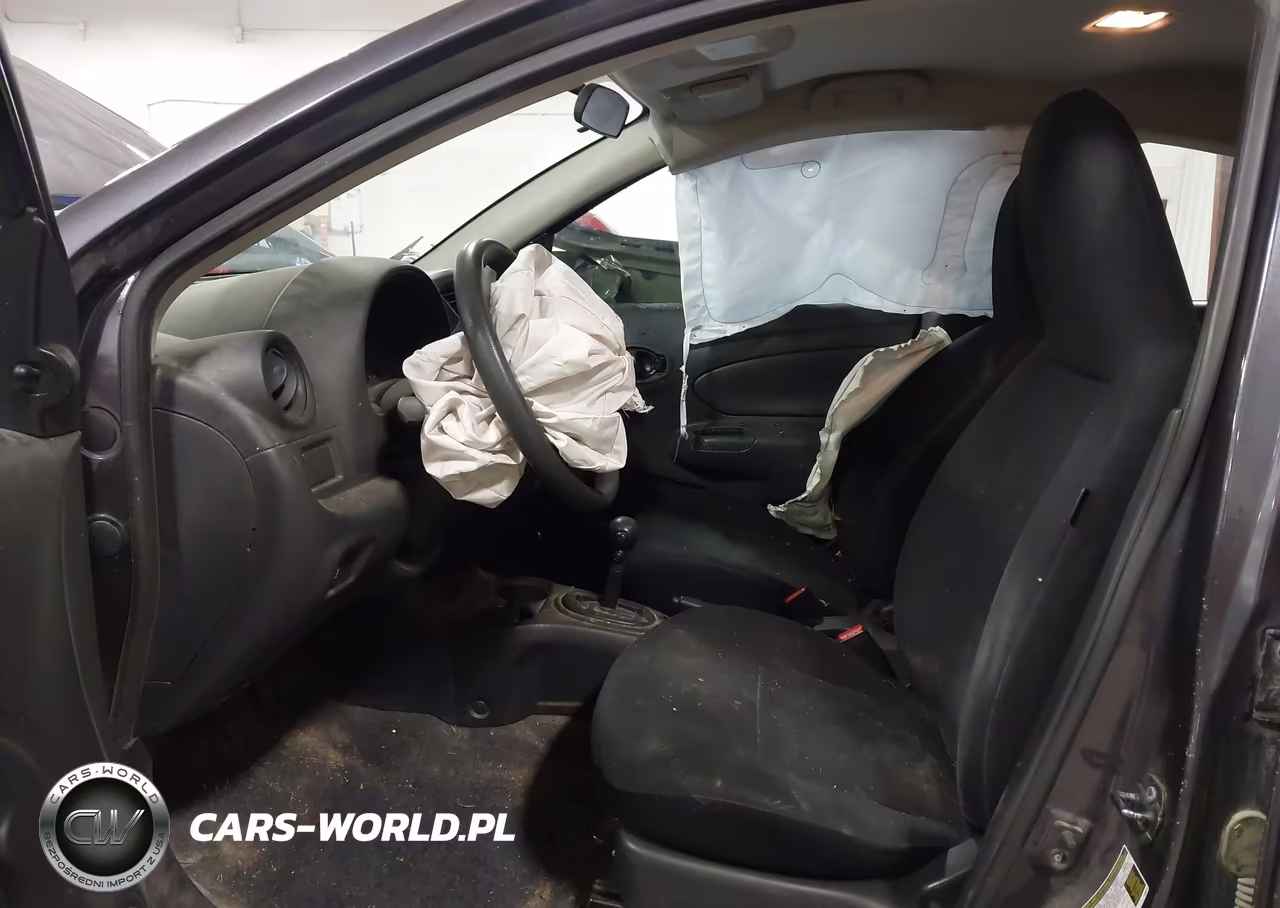 2015 Nissan Versa 1.6 S+ VIN:3N1CN7AP3FL823541 - 5