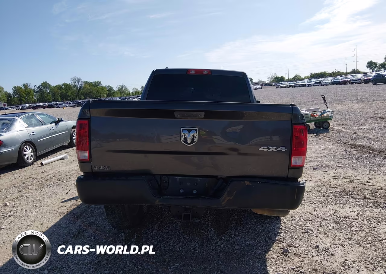 2015 Ram 1500 Tradesman VIN:1C6RR7FM3FS644614 - 17