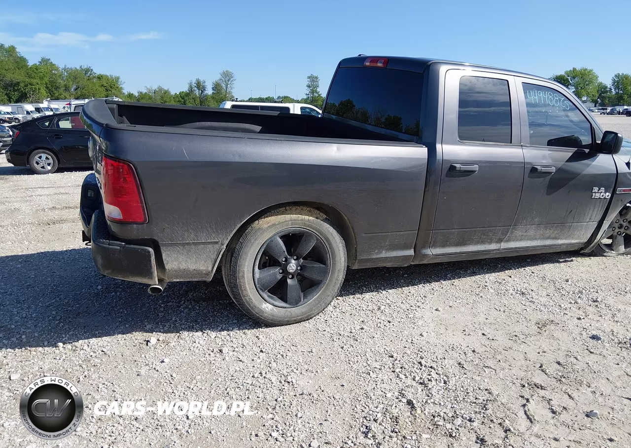 2015 Ram 1500 Tradesman VIN:1C6RR7FM3FS644614 - 4