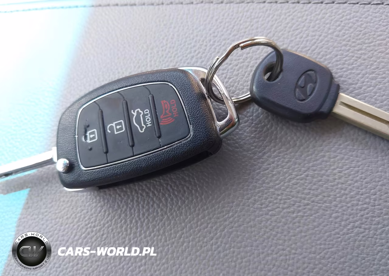 2015 Hyundai Sonata Sport VIN:5NPE34AF4FH202813 - 11