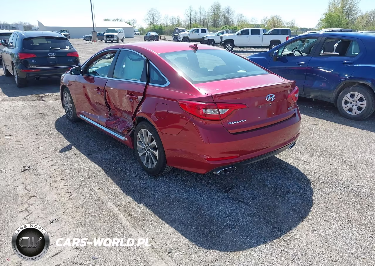 2015 Hyundai Sonata Sport VIN:5NPE34AF4FH202813 - 3