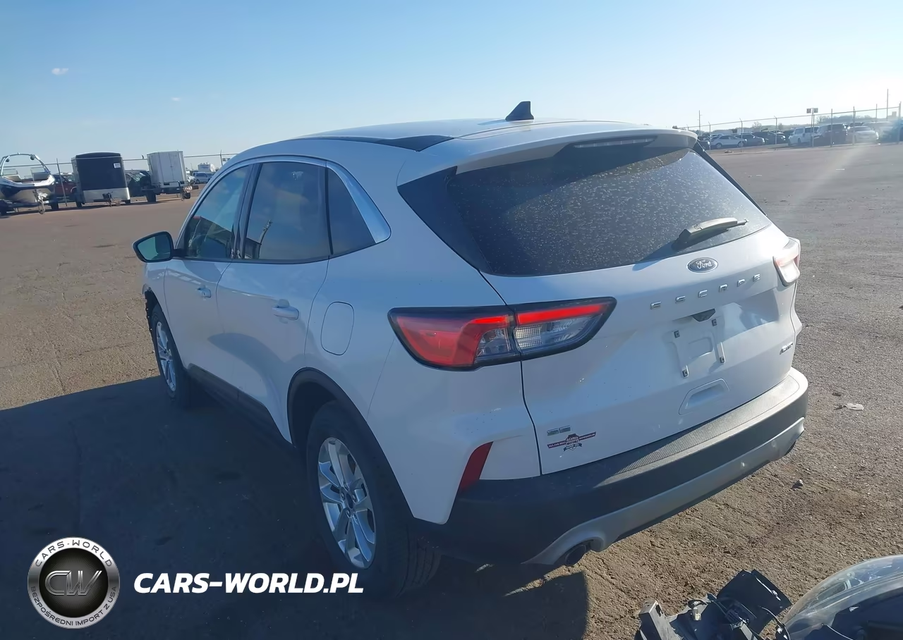 2021 Ford Escape Se VIN:1FMCU9G6XMUB25226 - 3