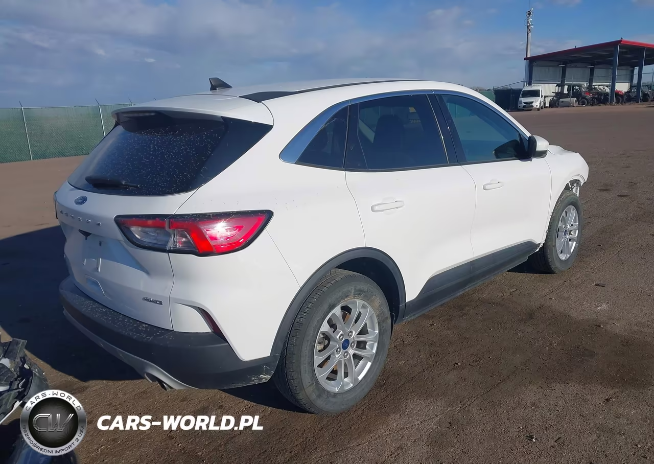 2021 Ford Escape Se VIN:1FMCU9G6XMUB25226 - 4