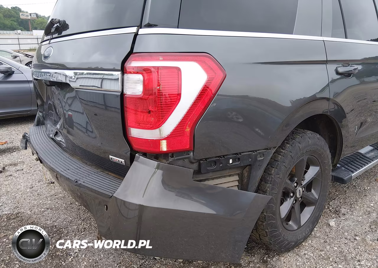 2021 Ford Expedition Xlt VIN:1FMJU1JT6MEA84143 - 17