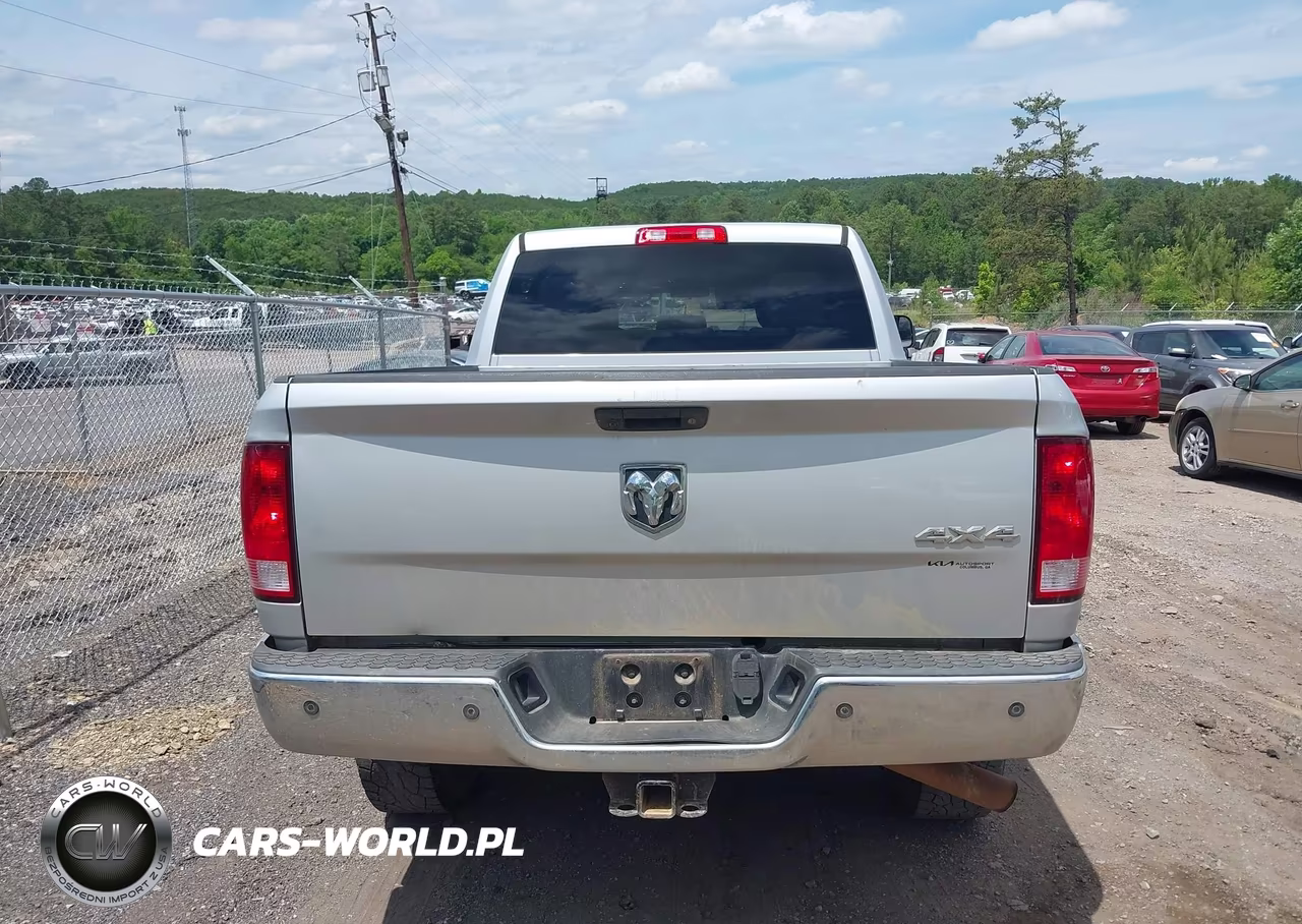 2017 Ram 2500 Tradesman 4X4 6'4 Box VIN:3C6UR5CJ1HG733603 - 16