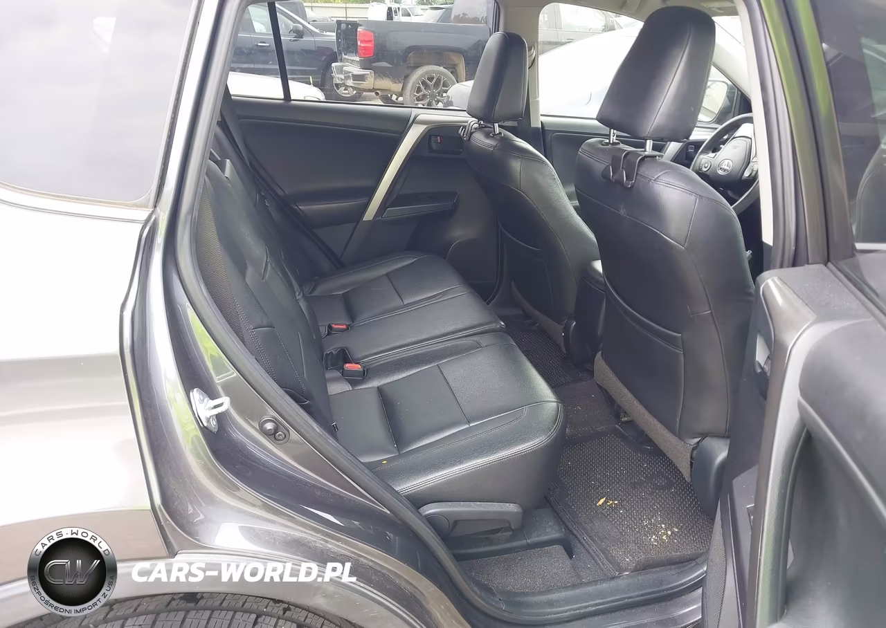 2017 Toyota Rav4 Le VIN:JTMZFREV3HJ124641 - 8