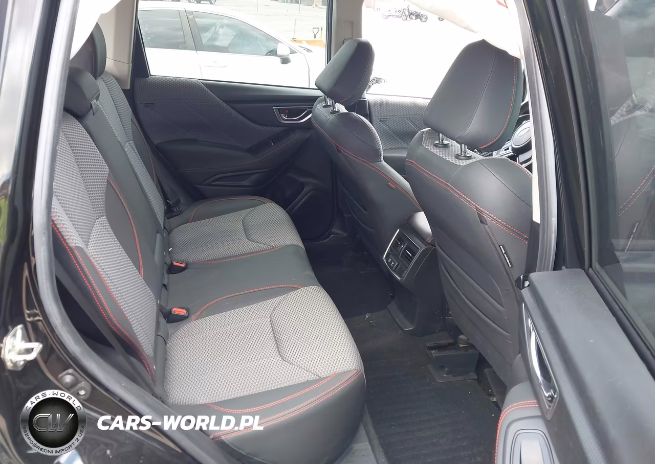 2020 Subaru Forester Sport VIN:JF2SKARC4LH553652 - 8