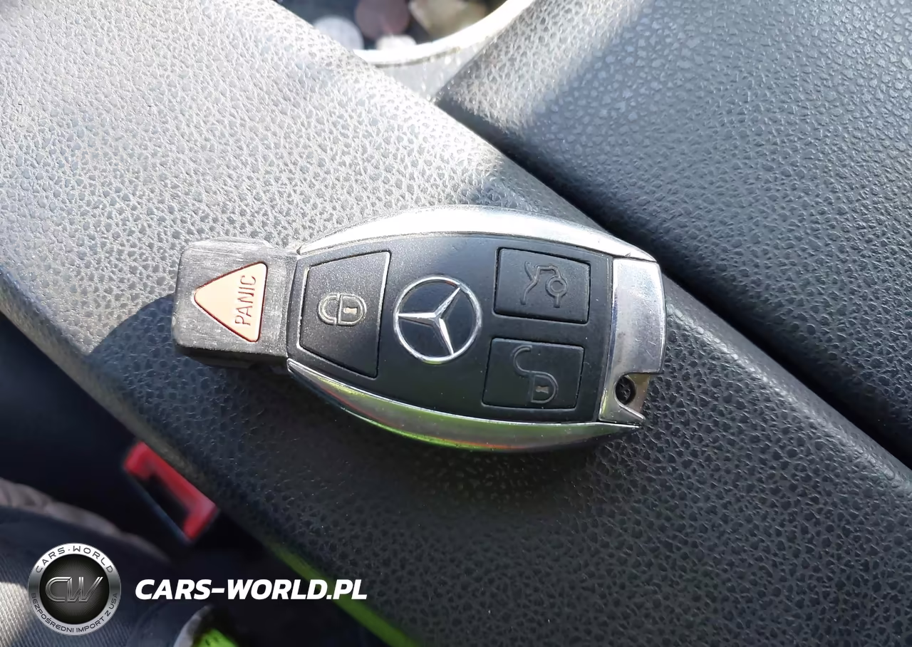 2009 Mercedes-Benz C 300 Luxury 4Matic-Sport 4Matic VIN:WDDGF81X69F269627 - 11