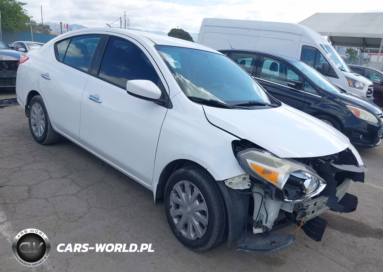 2016 Nissan Versa 1.6 Sv – zdjęcie 1 z 13