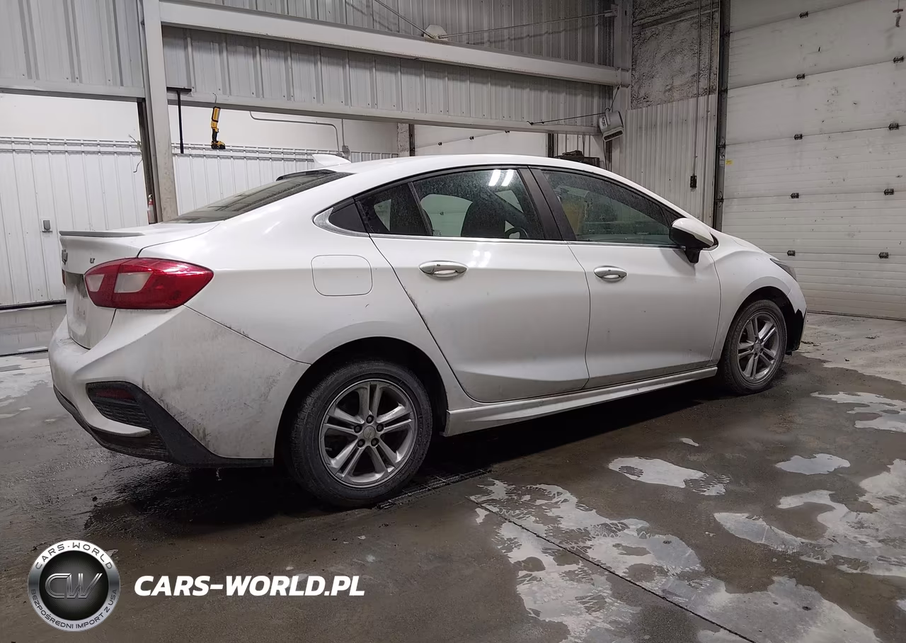 2016 Chevrolet Cruze Lt Manual VIN:1G1BD5SM2G7264146 - 4