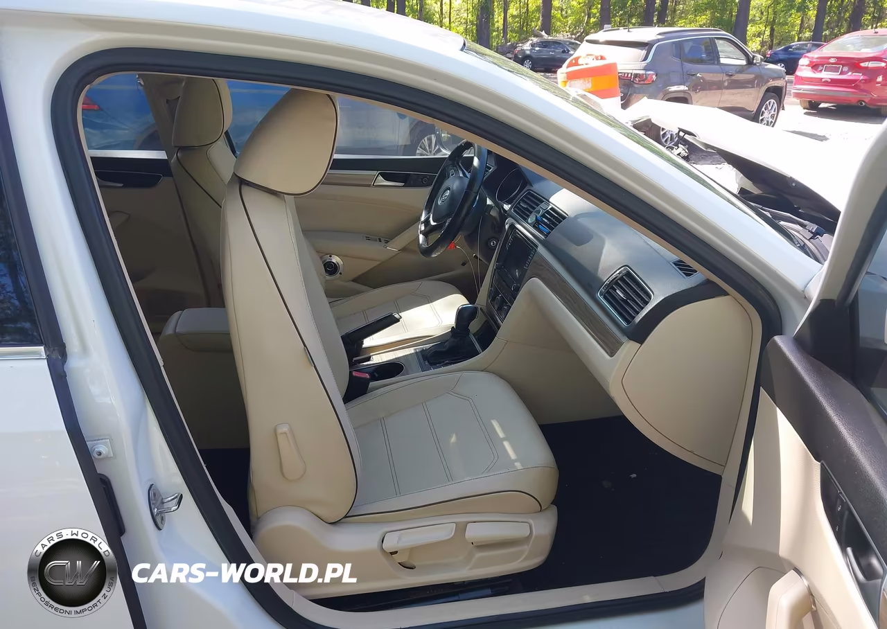 2016 Volkswagen Passat 1.8T Se VIN:1VWBT7A30GC008848 - 5