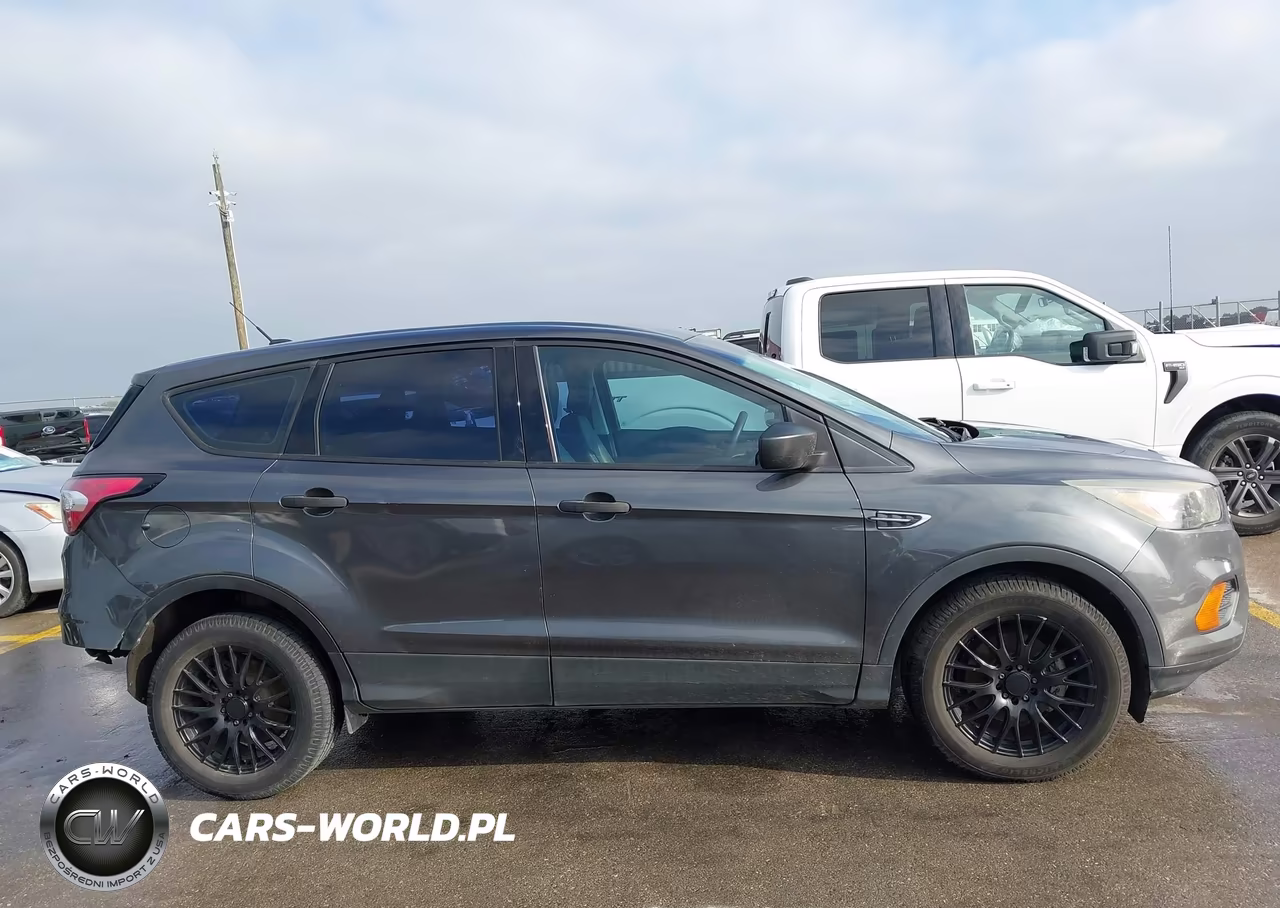 2018 Ford Escape S VIN:1FMCU0F72JUA41600 - 13