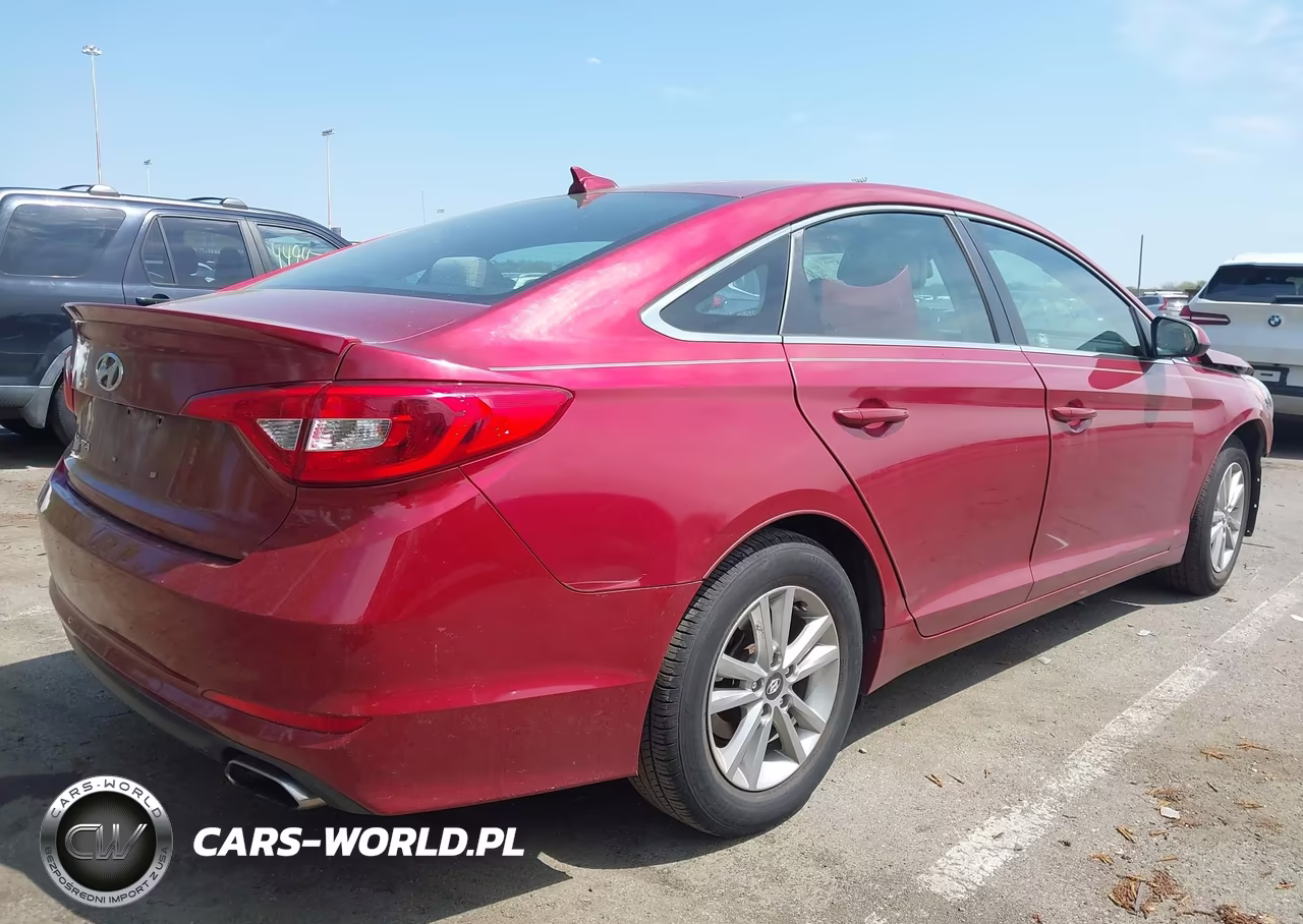 2016 Hyundai Sonata Se VIN:5NPE24AF0GH313542 - 4