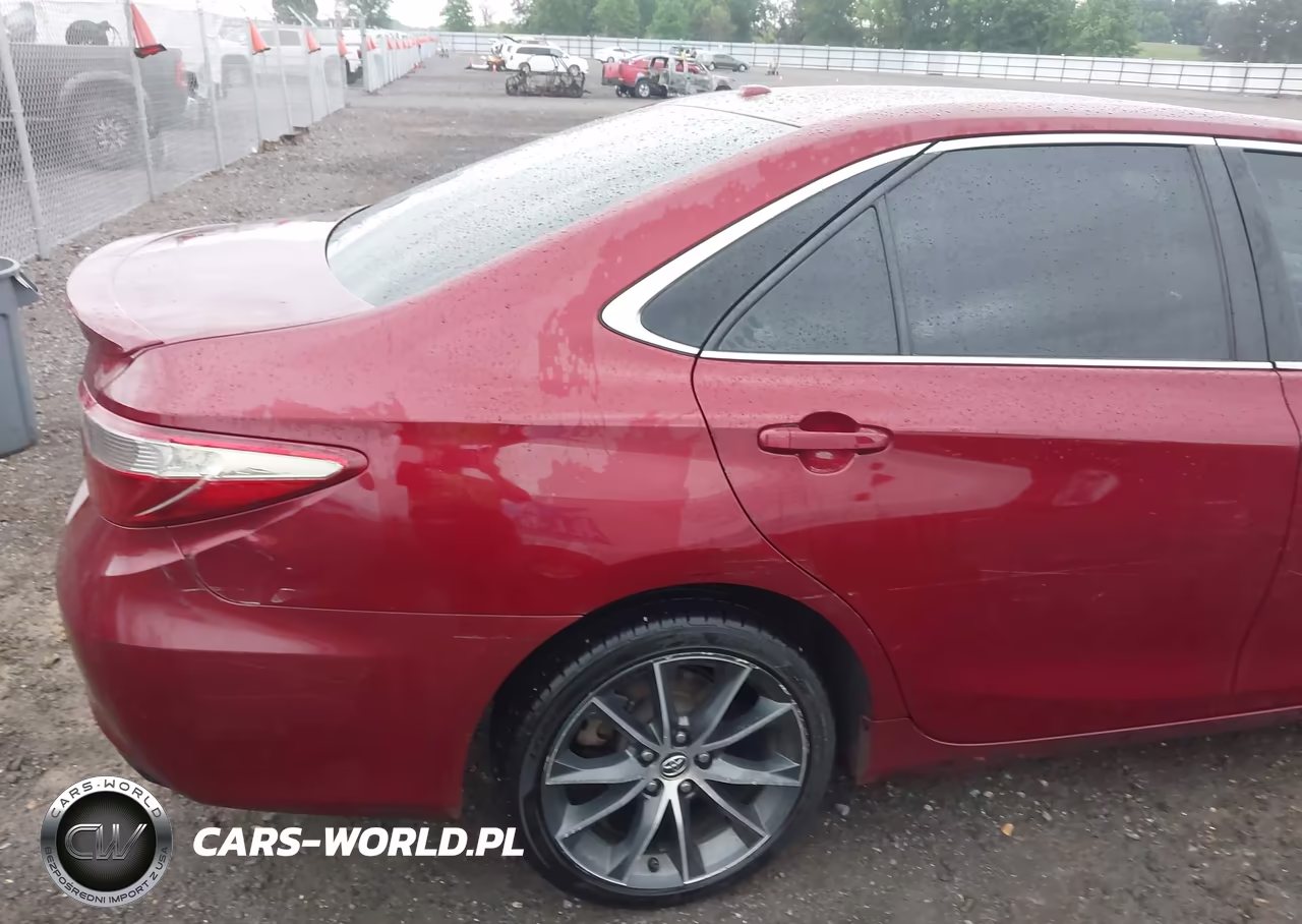 2016 Toyota Camry Xse VIN:4T1BF1FK3GU516339 - 21