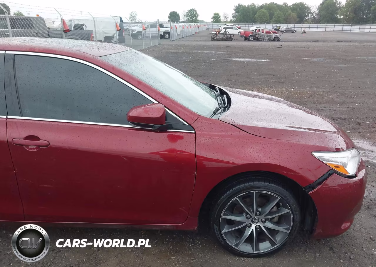 2016 Toyota Camry Xse VIN:4T1BF1FK3GU516339 - 22
