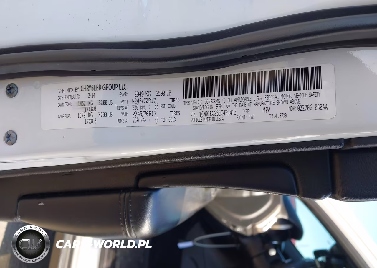 2014 Jeep Grand Cherokee Laredo VIN:1C4RJFAG3EC439413 - 9
