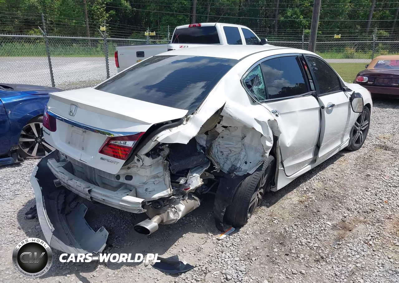 2017 Honda Accord Sport VIN:1HGCR2F55HA039661 - 4