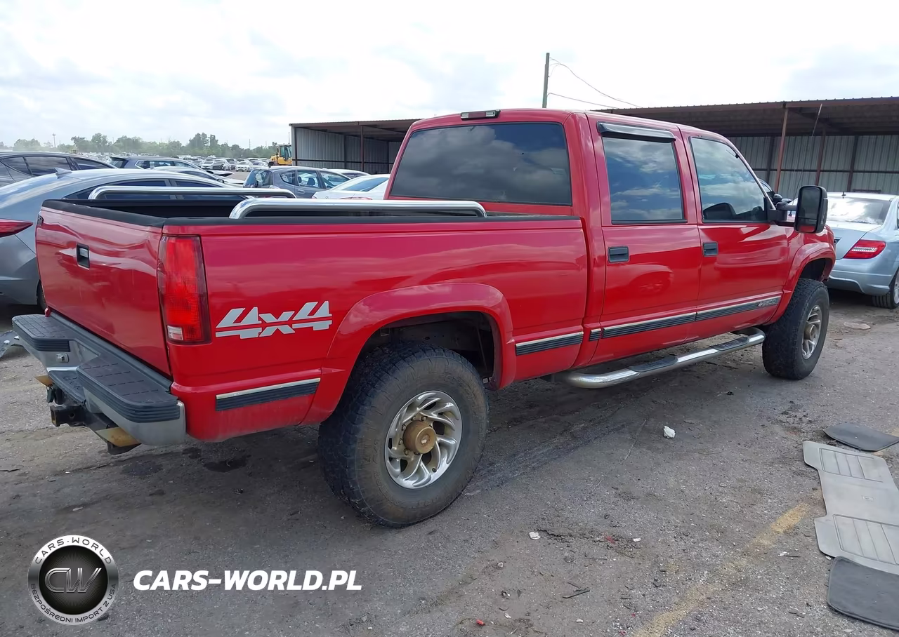 1999 Chevrolet K2500 VIN:1GCGK23R7XF097543 - 4