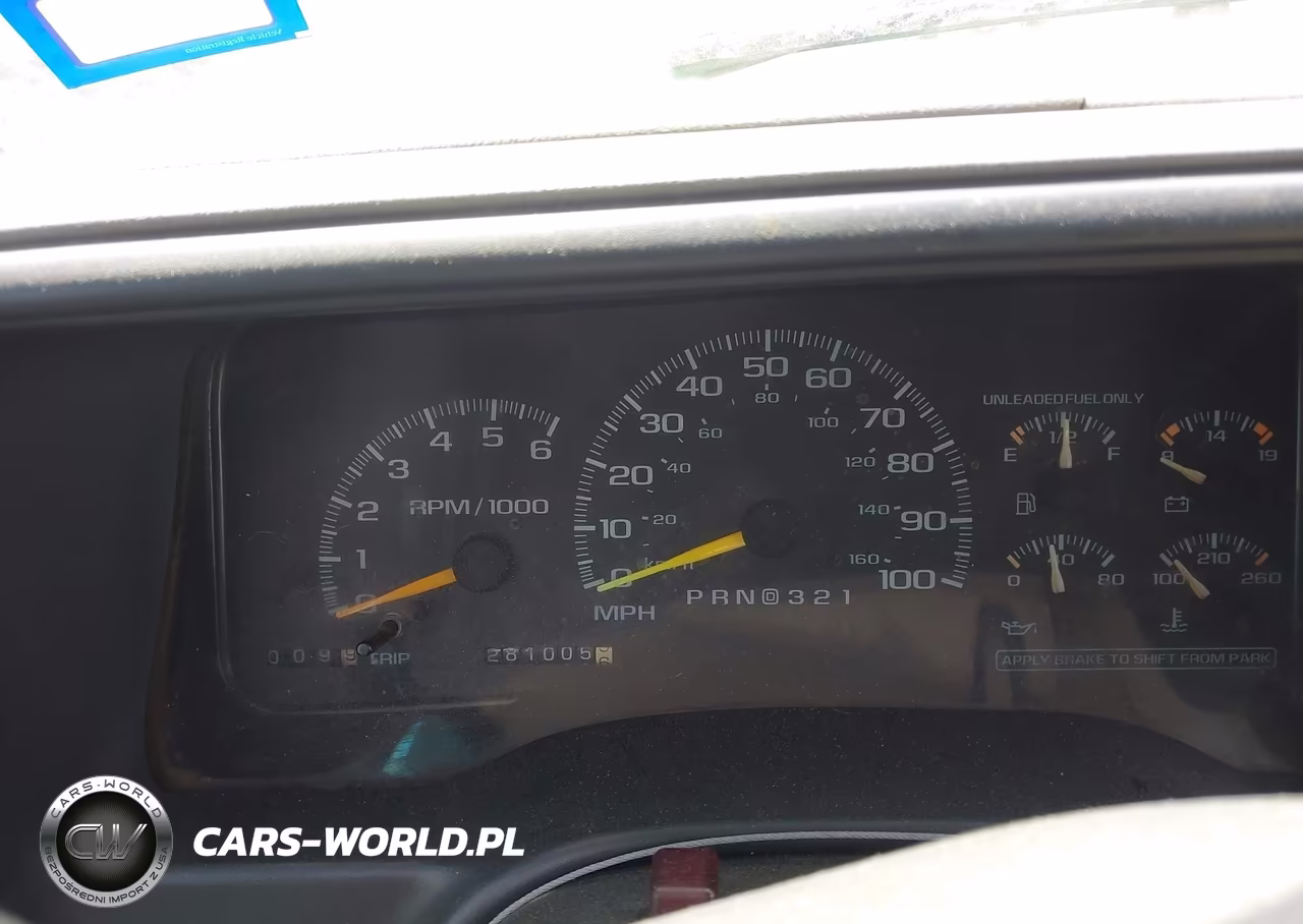 1999 Chevrolet K2500 VIN:1GCGK23R7XF097543 - 7