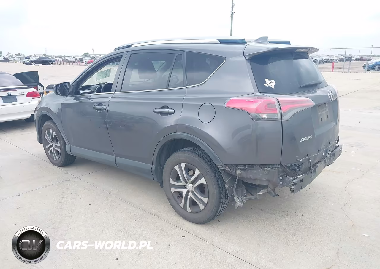 2017 Toyota Rav4 Le VIN:JTMZFREV5HJ109347 - 3