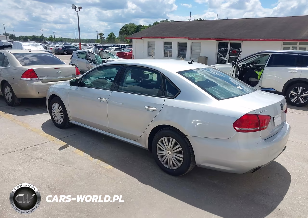 2014 Volkswagen Passat 1.8T S VIN:1VWAT7A31EC087181 - 3