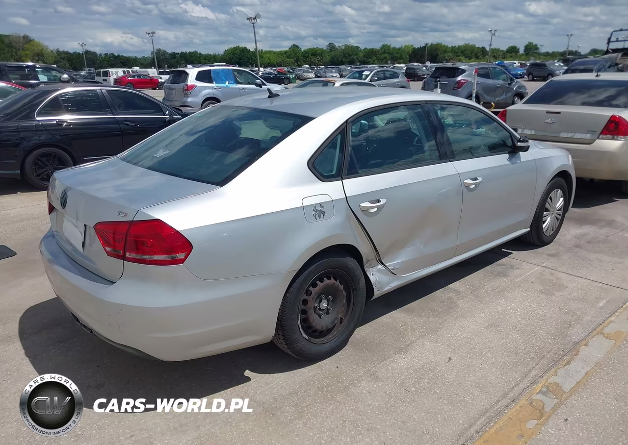 2014 Volkswagen Passat 1.8T S VIN:1VWAT7A31EC087181 - 4