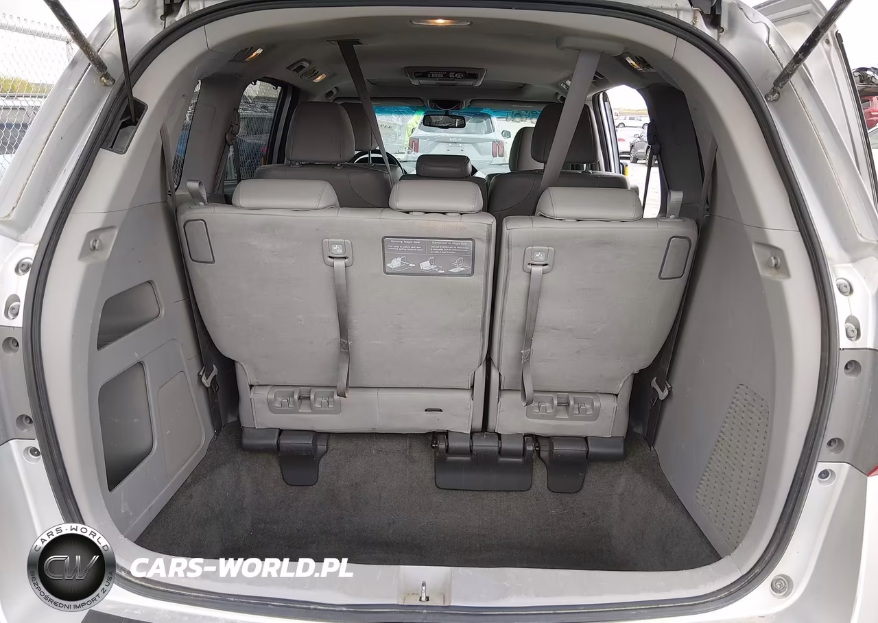 2012 Honda Odyssey Touring-Touring Elite VIN:5FNRL5H96CB075368 - 18