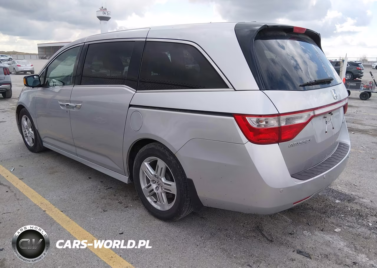 2012 Honda Odyssey Touring-Touring Elite VIN:5FNRL5H96CB075368 - 3