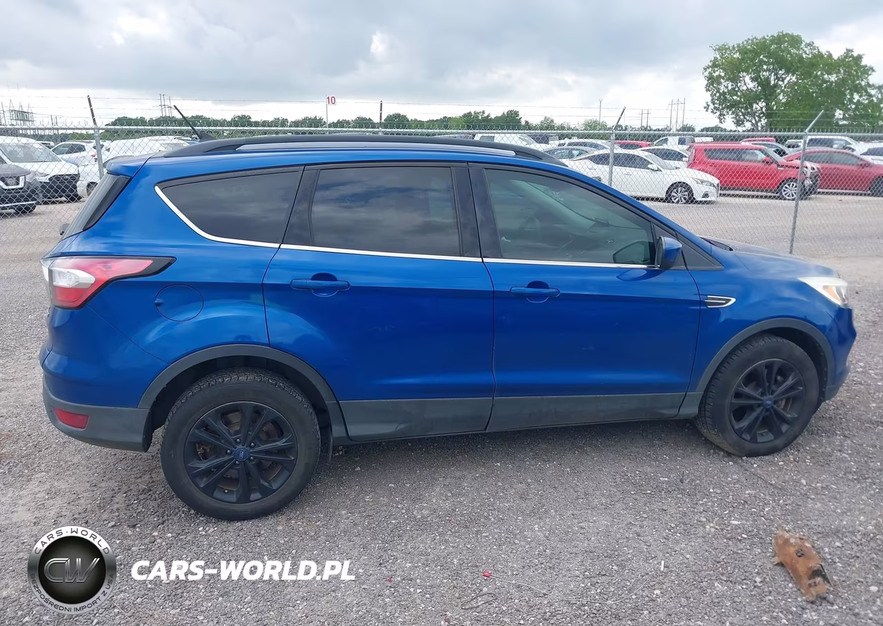 2018 Ford Escape Se VIN:1FMCU9GDXJUA85370 - 13