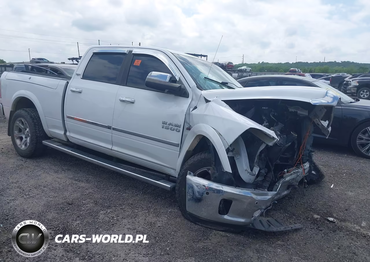 2015 Ram 1500 Laramie VIN:1C6RR7VTXFS589250 - 13