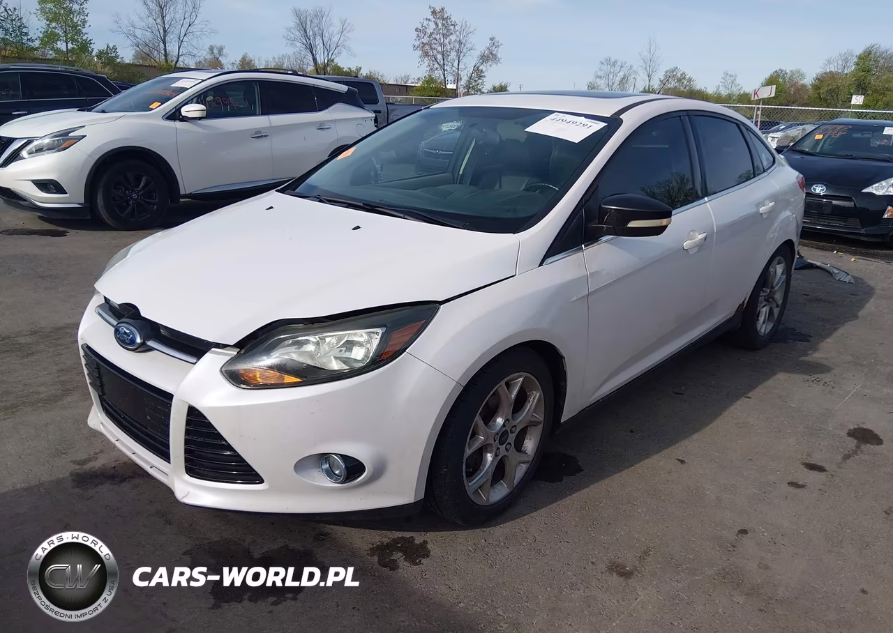 2014 Ford Focus Titanium VIN:1FADP3J2XEL389790 - 2