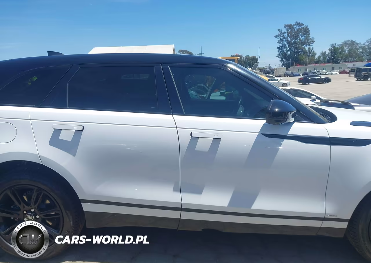 2021 Land Rover Range Rover Velar P250 R-Dynamic S VIN:SALYT2EX2MA326791 - 13