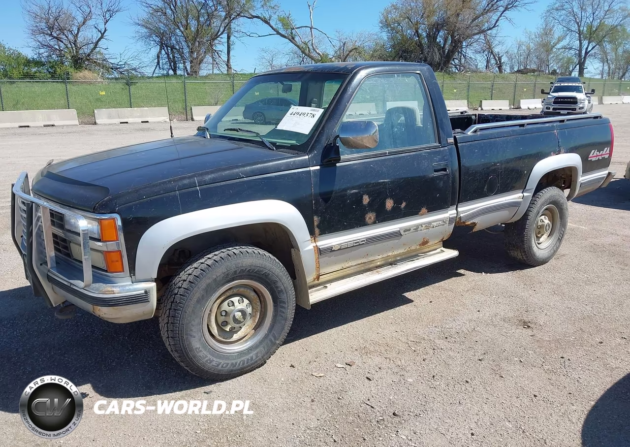 1992 Chevrolet Gmt-400 K2500 VIN:1GCGK24K1NE233069 - 2