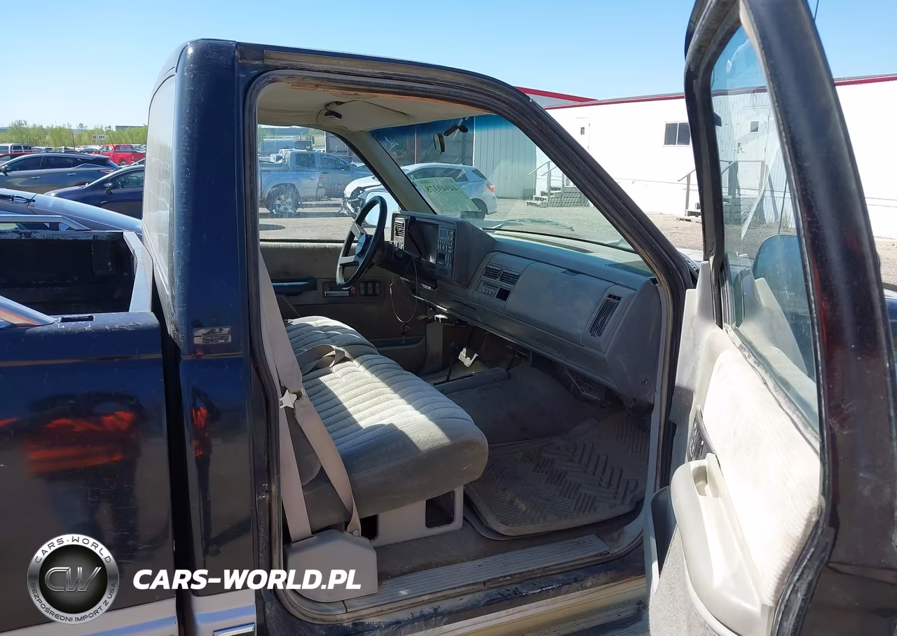 1992 Chevrolet Gmt-400 K2500 VIN:1GCGK24K1NE233069 - 5
