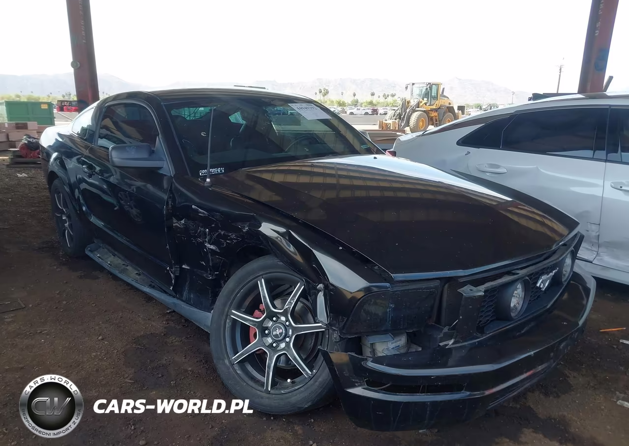 2005 Ford Mustang V6 Deluxe-V6 Premium
