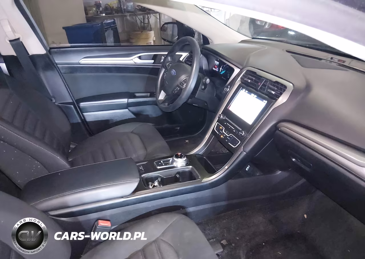 2018 Ford Fusion Se VIN:3FA6P0H76JR174461 - 5