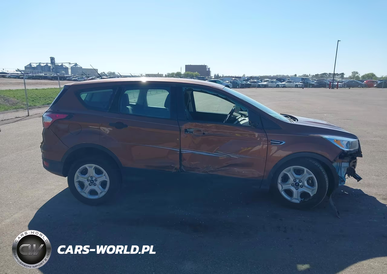 2017 Ford Escape S VIN:1FMCU0F77HUA50593 - 14