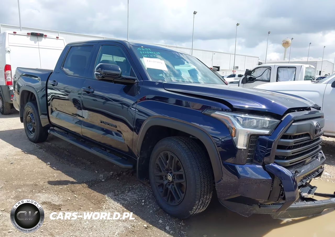 2026 Toyota Tundra Limited Crewmax 5.5' Bed – zdjęcie 1 z 18