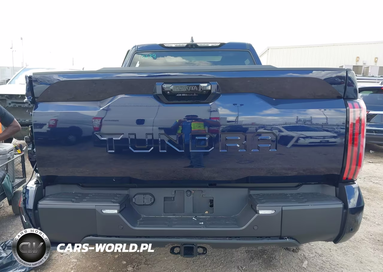 2026 Toyota Tundra Limited Crewmax 5.5' Bed VIN:5TFZA5AB7TX055753 - 17