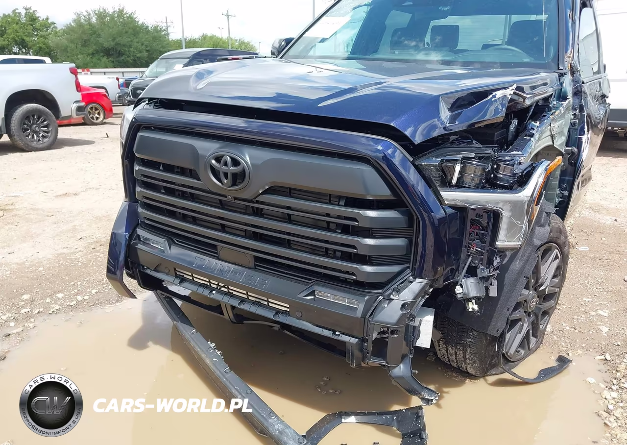 2026 Toyota Tundra Limited Crewmax 5.5' Bed VIN:5TFZA5AB7TX055753 - 18