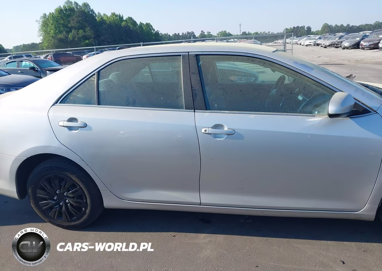 2013 Toyota Camry L VIN:4T1BF1FK2DU718617 - 13