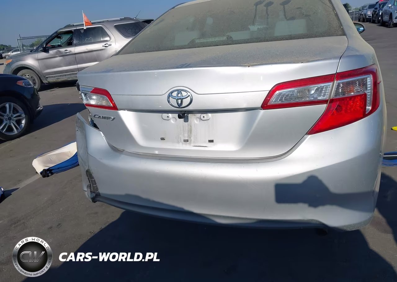 2013 Toyota Camry L VIN:4T1BF1FK2DU718617 - 16